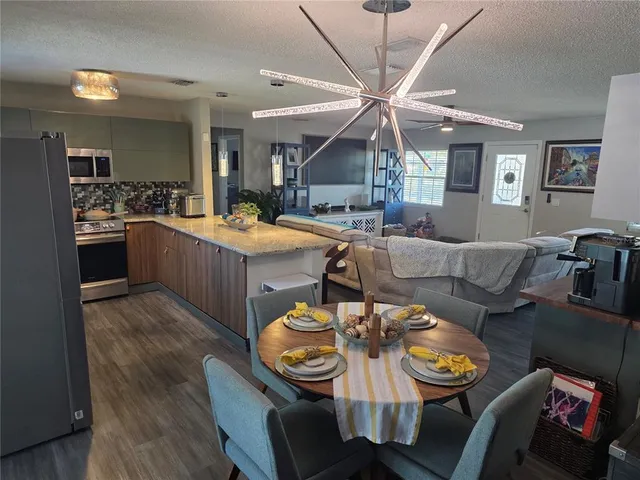 $3,250 | 6301 South Renellie Court, Tampa, FL 33616