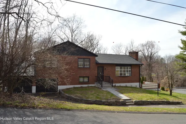 $465,000 | 108 Flower Hill, Kingston, NY 12401