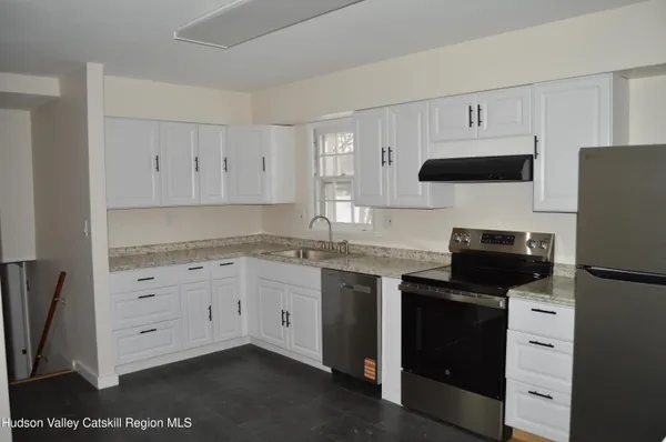 $465,000 | 108 Flower Hill, Kingston, NY 12401