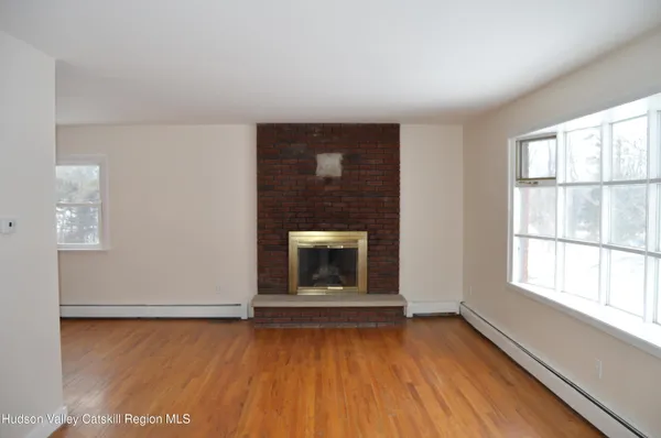 $465,000 | 108 Flower Hill, Kingston, NY 12401