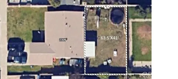 a picture of a bathroom