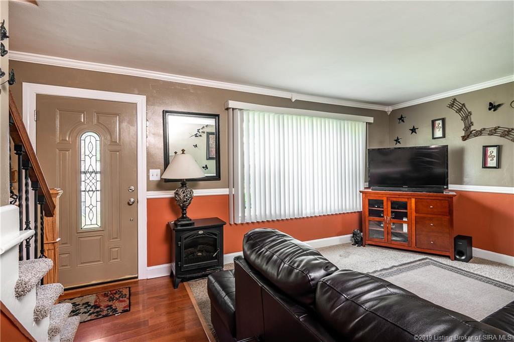 4633 Dohn Road Louisville, KY 40216 - Photo 8 of 28