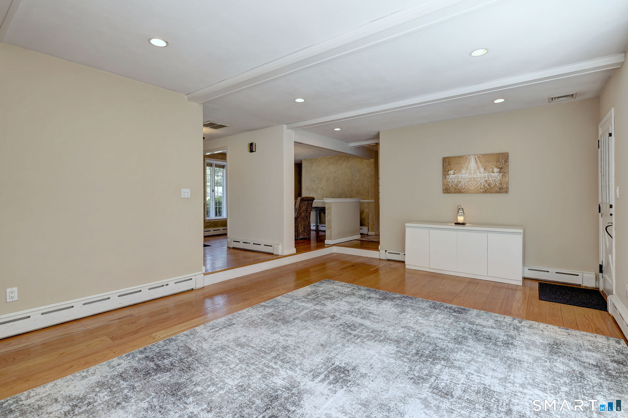 1085 Dunbar Hill Road Hamden, CT 06514 - Photo 6 of 39 Gallery Image 6