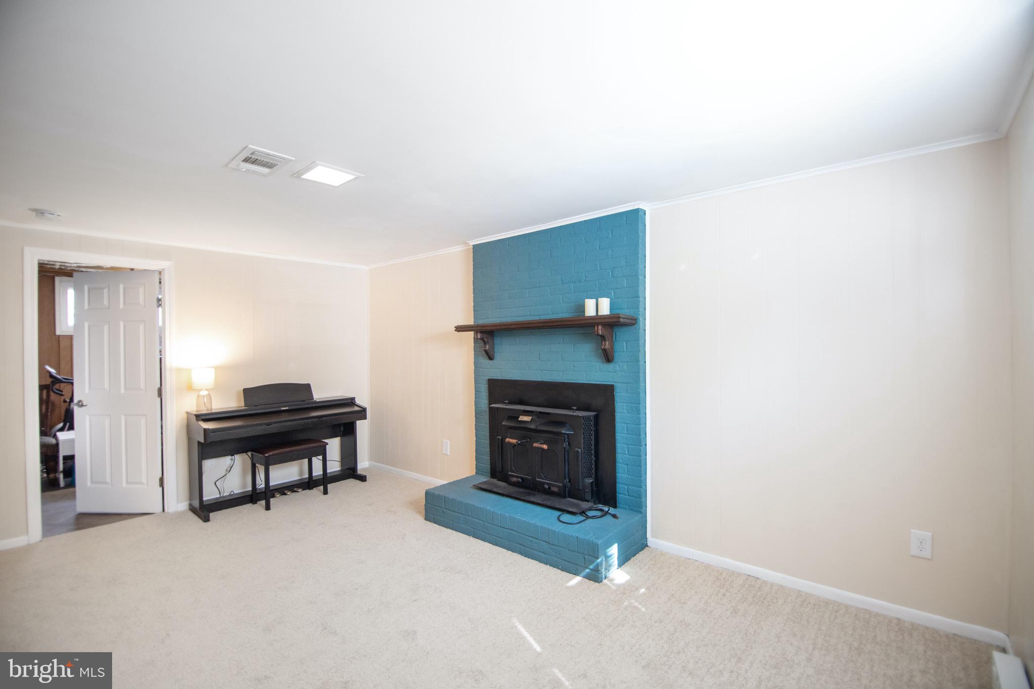 11324 Rambling Road Gaithersburg, MD 20879 - Photo 17 of 29 Lower level Family room