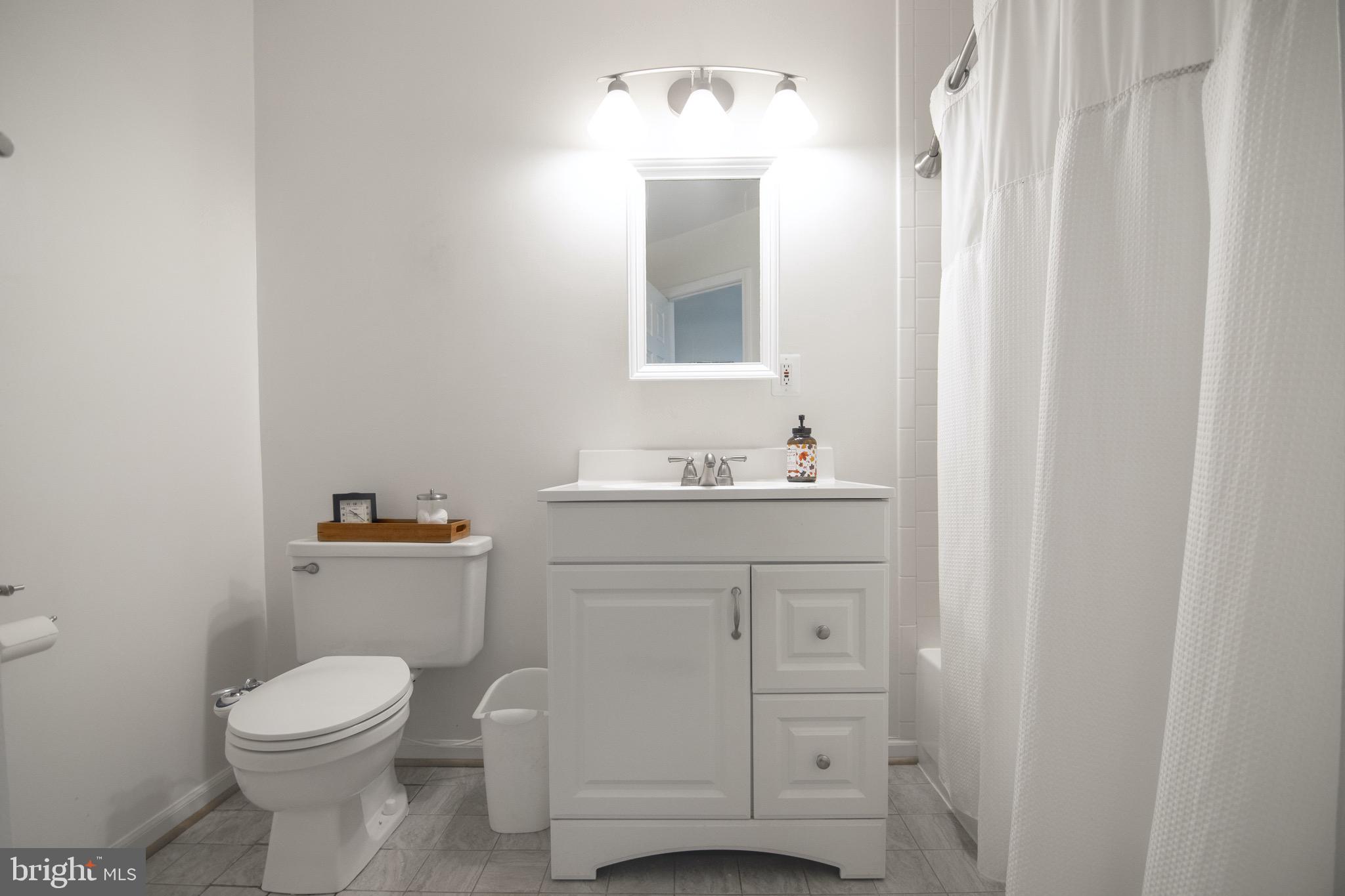 11324 Rambling Road Gaithersburg, MD 20879 - Photo 20 of 29 Lower level full bath
