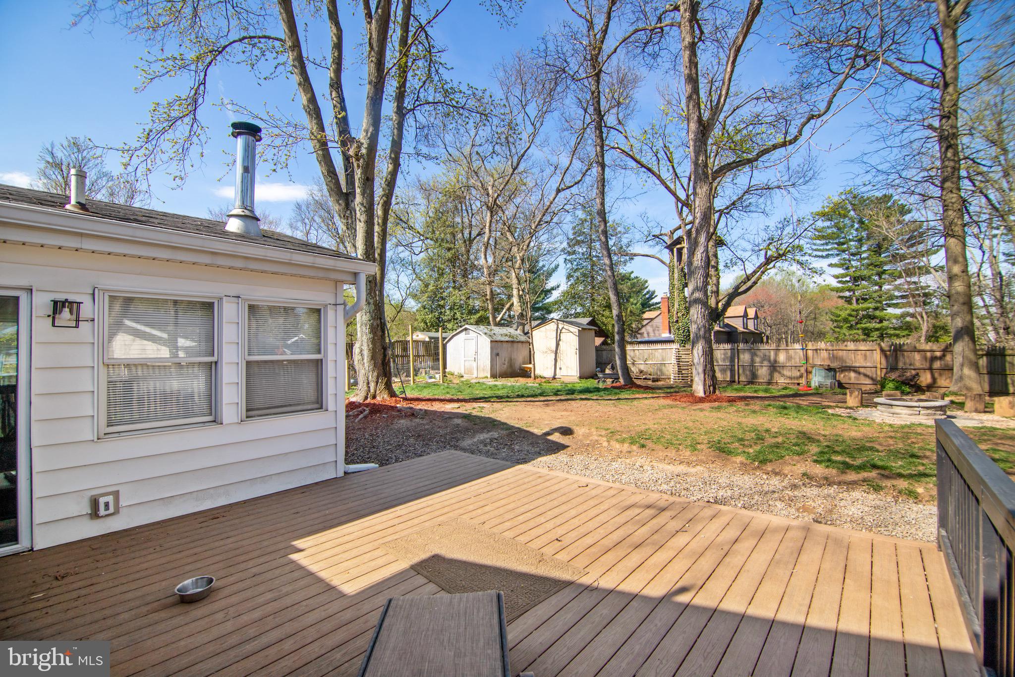 11324 Rambling Road Gaithersburg, MD 20879 - Photo 24 of 29 Back deck
