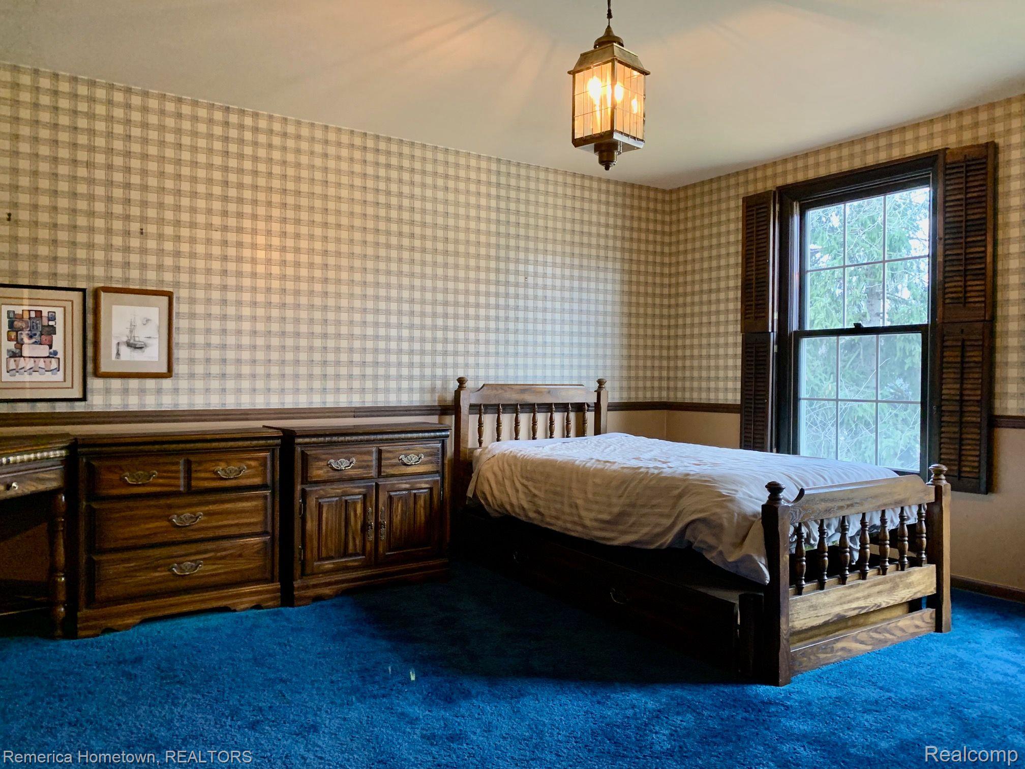 33929 Old Timber Road Farmington, MI 48331 - Photo 26 of 34 Fourth bedroom...