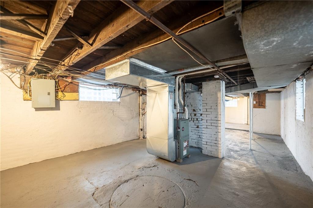 519 Lacock Street Rochester, PA 15074 - Photo 34 of 39 a view of empty room