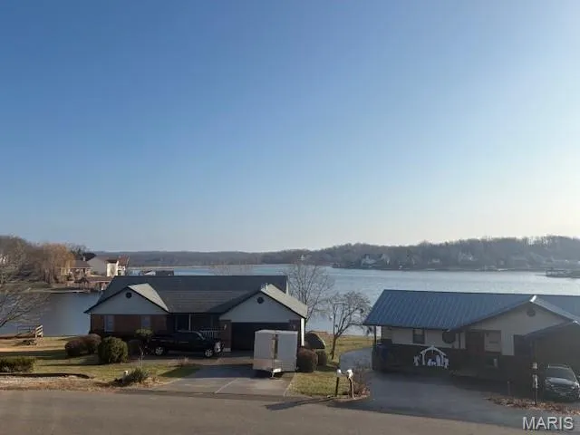 $449,900 | 9679 West Vista Drive, Hillsboro, MO 63050