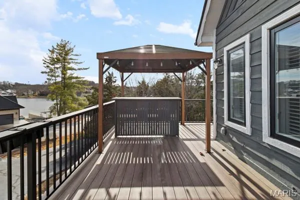 $449,900 | 9679 West Vista Drive, Hillsboro, MO 63050