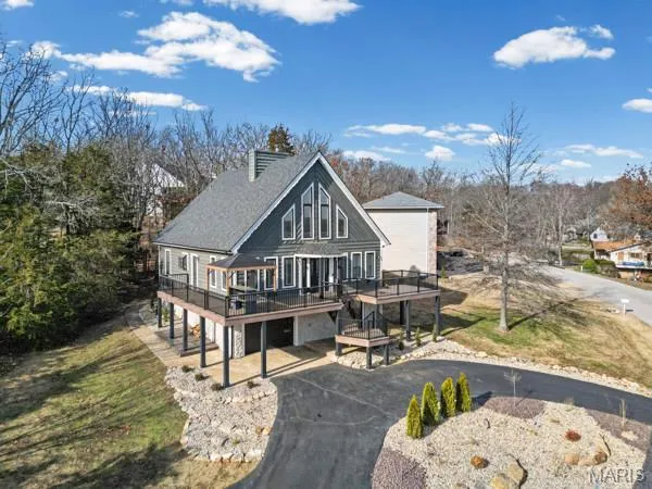 $449,900 | 9679 West Vista Drive, Hillsboro, MO 63050