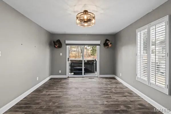 $449,900 | 9679 West Vista Drive, Hillsboro, MO 63050