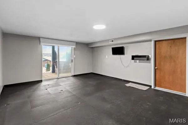 $449,900 | 9679 West Vista Drive, Hillsboro, MO 63050