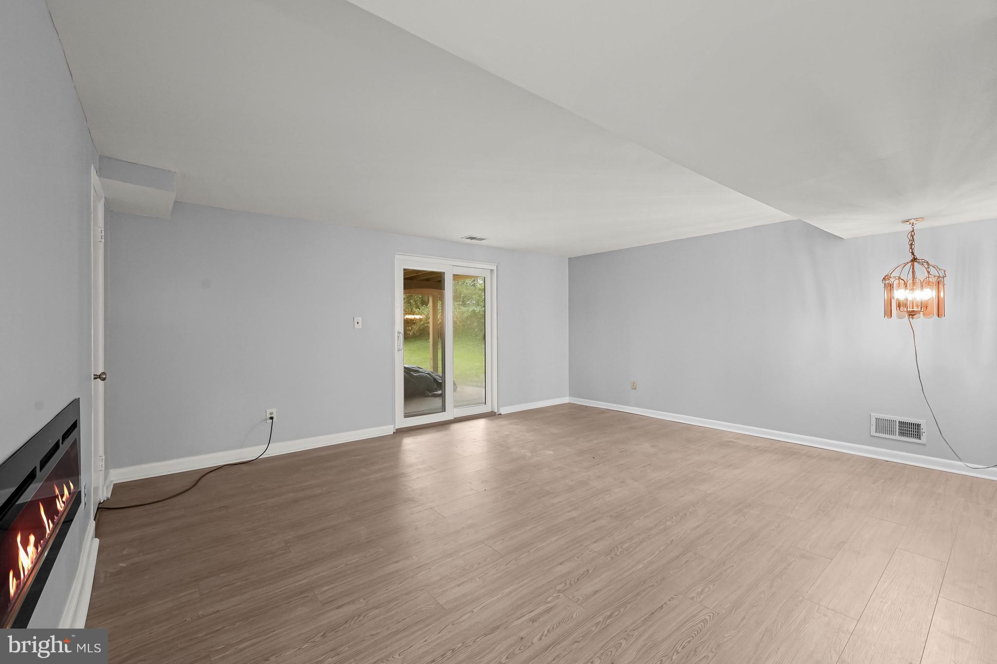 3521 Cabot Road Randallstown, MD 21133 - Photo 17 of 43 Family Room