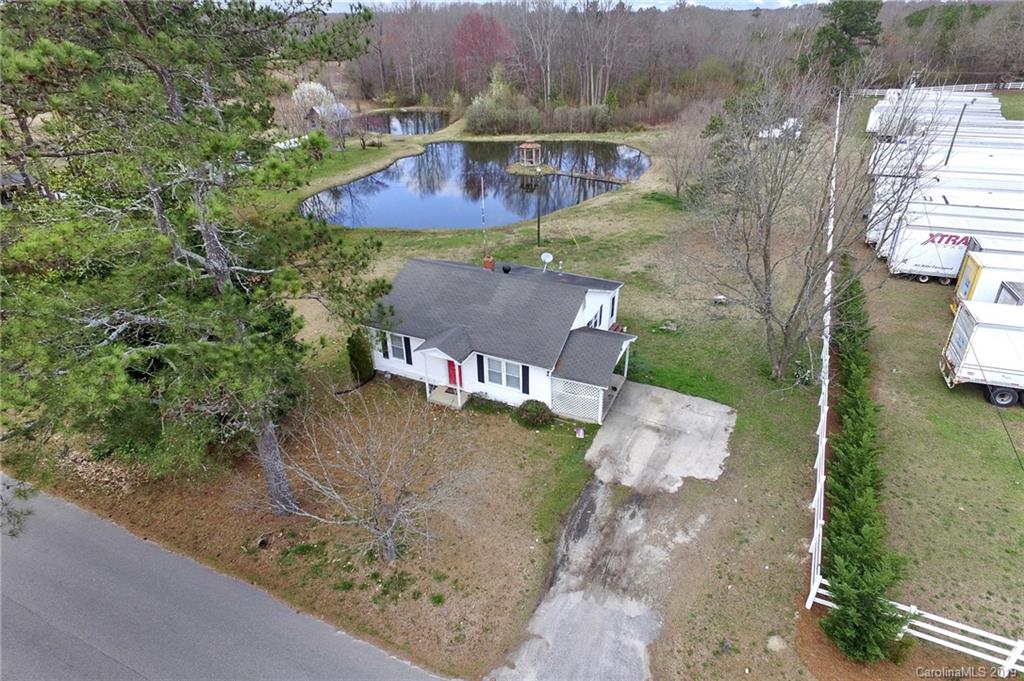 168 Fairhill Road Heath Springs, SC 29058 - Photo 2 of 18 Gallery Image 2