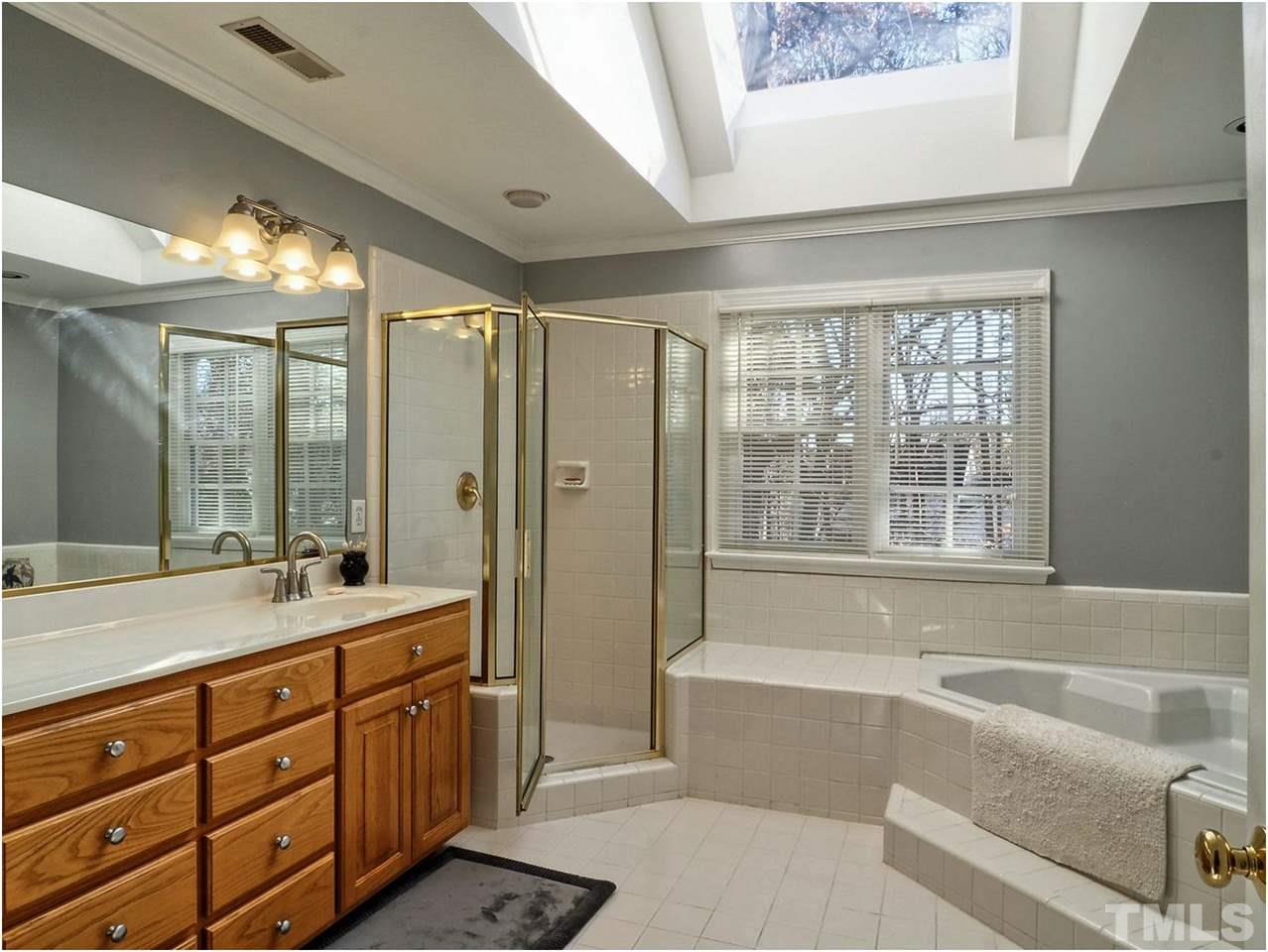 9104 Storrington Way Raleigh, NC 27615 - Photo 13 of 25 Gallery Image 13