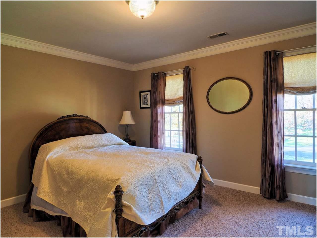 9104 Storrington Way Raleigh, NC 27615 - Photo 16 of 25 Gallery Image 16