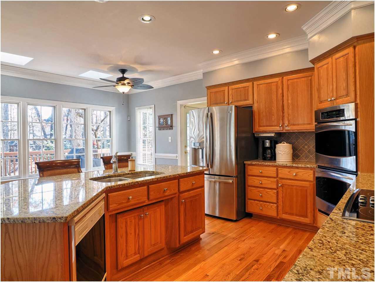 9104 Storrington Way Raleigh, NC 27615 - Photo 5 of 25 Gallery Image 5