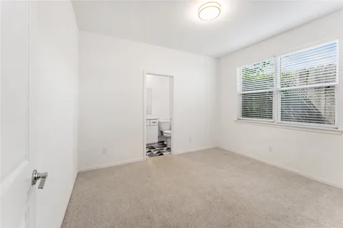$448,000 | 1526 Ojeman Road, Unit A, Houston, TX 77055