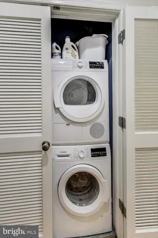 $2,000 | 430 Irving Street Northwest, Unit 202, Washington, DC 20010