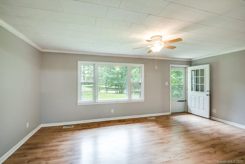 1114 Draco Road Lenoir, NC 28645 - Photo 7 of 31 Gallery Image 7