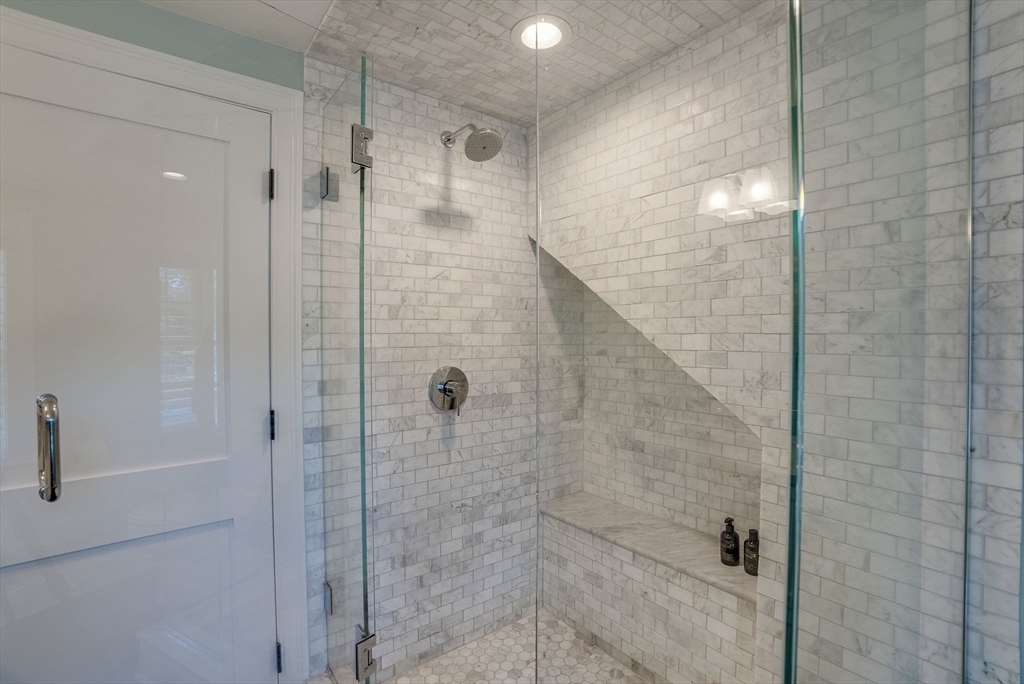 411 Davis Road Bedford, MA 01730 - Photo 25 of 40 Gallery Image 25