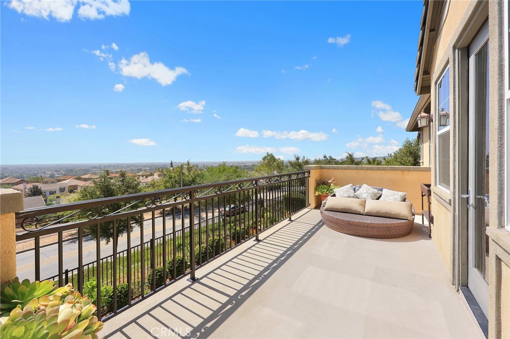 620 East Mandevilla Way Azusa, CA 91702 - Photo 35 of 58