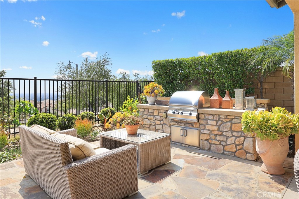 620 East Mandevilla Way Azusa, CA 91702 - Photo 40 of 58