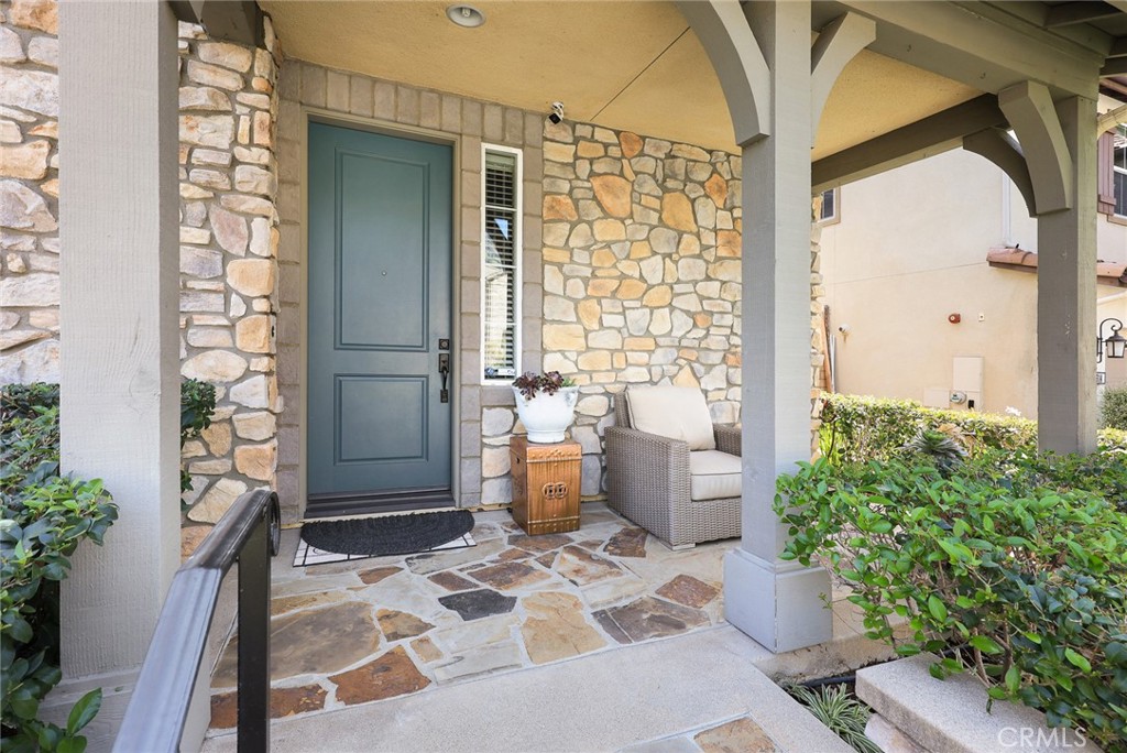 620 East Mandevilla Way Azusa, CA 91702 - Photo 5 of 58