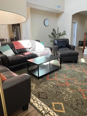 $2,885 | 22507 North 31st Avenue, Unit 15, Phoenix, AZ 85027