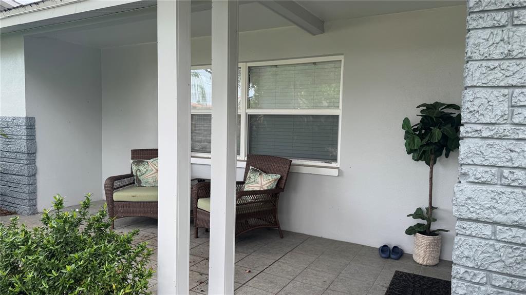 9652 Commodore Drive Seminole, FL 33776 - Photo 2 of 15