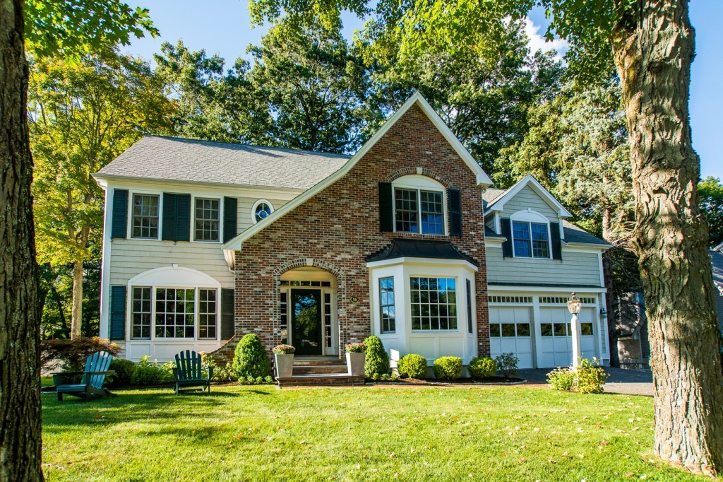 16 Woodland Road Wellesley, MA 02481 - Photo 1 of 30 Gallery Image 1