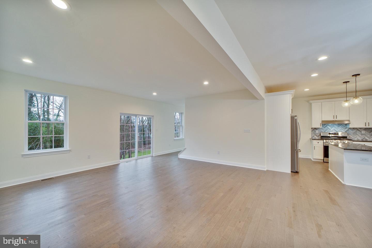 274 Oak Avenue Media, PA 19063 - Photo 11 of 27 a view of an empty room with wooden floor and a window