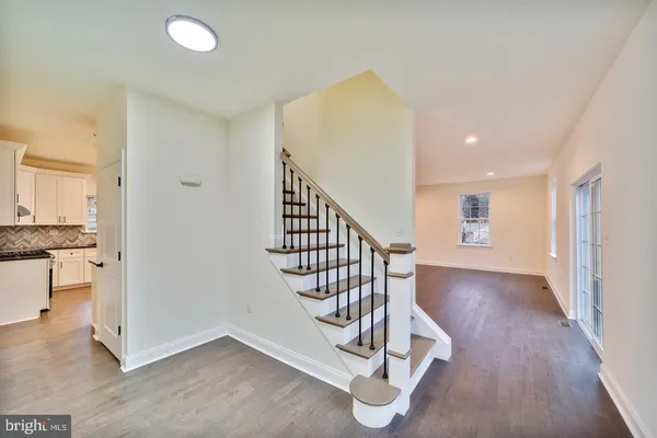 $4,975 | 274 Oak Avenue, Media, PA 19063