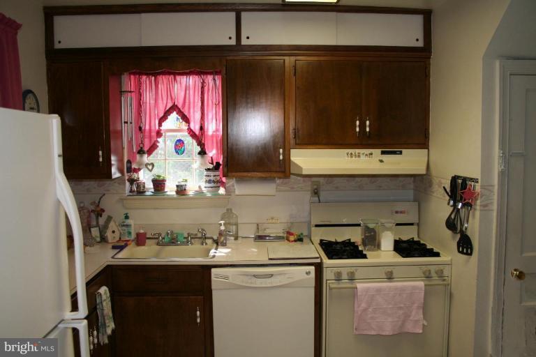 2404 Churchill Road Silver Spring, MD 20902 - Photo 6 of 17 Kitchen