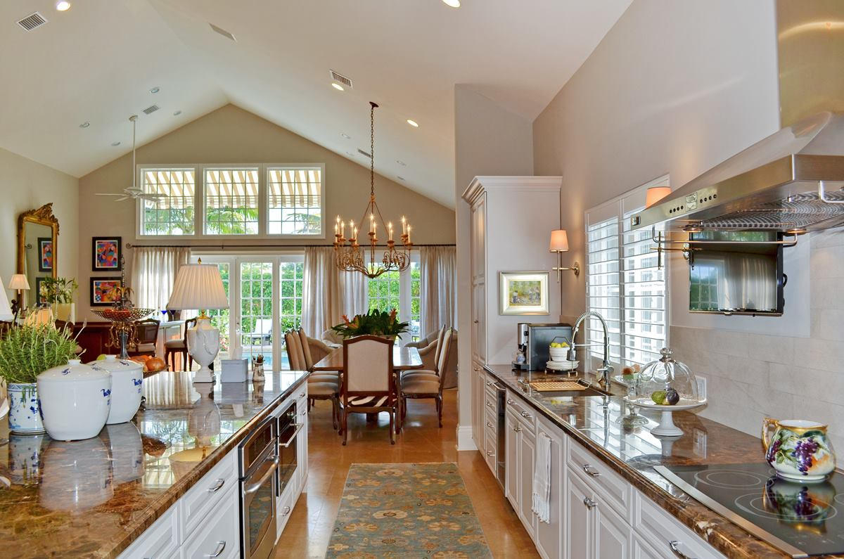 17428 Loch Lomond Way Boca Raton, FL 33496 - Photo 13 of 25 kitchen4_1200