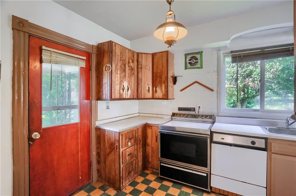 7301 Pine Road Pittsburgh, PA 15225 - Photo 26 of 50 Gallery Image 26