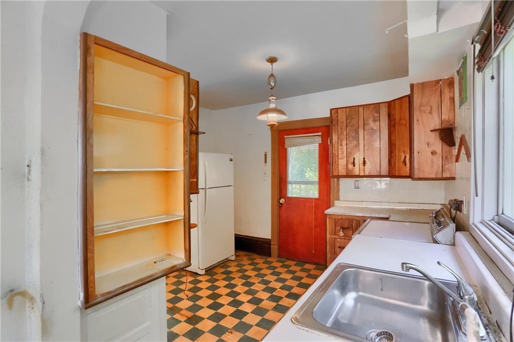 7301 Pine Road Pittsburgh, PA 15225 - Photo 32 of 50 Gallery Image 32