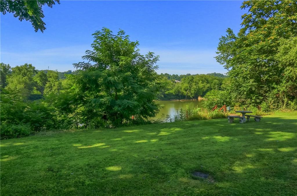7301 Pine Road Pittsburgh, PA 15225 - Photo 8 of 50 Gallery Image 8