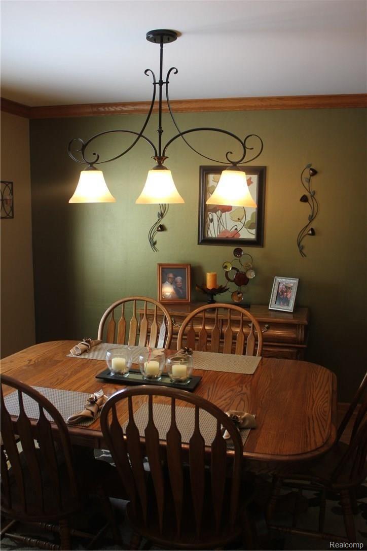 8012 Jordan Road Grand Blanc, MI 48439 - Photo 5 of 36 IMG_7326.JPG