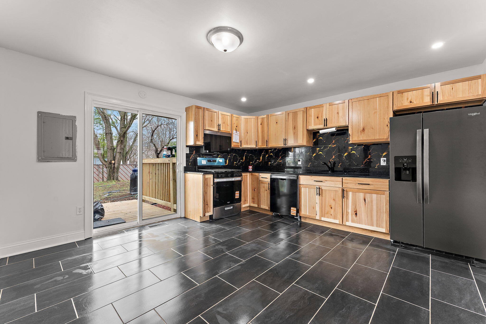611 Old Forge Road Valparaiso, IN 46385 - Photo 9 of 17 2048x1365