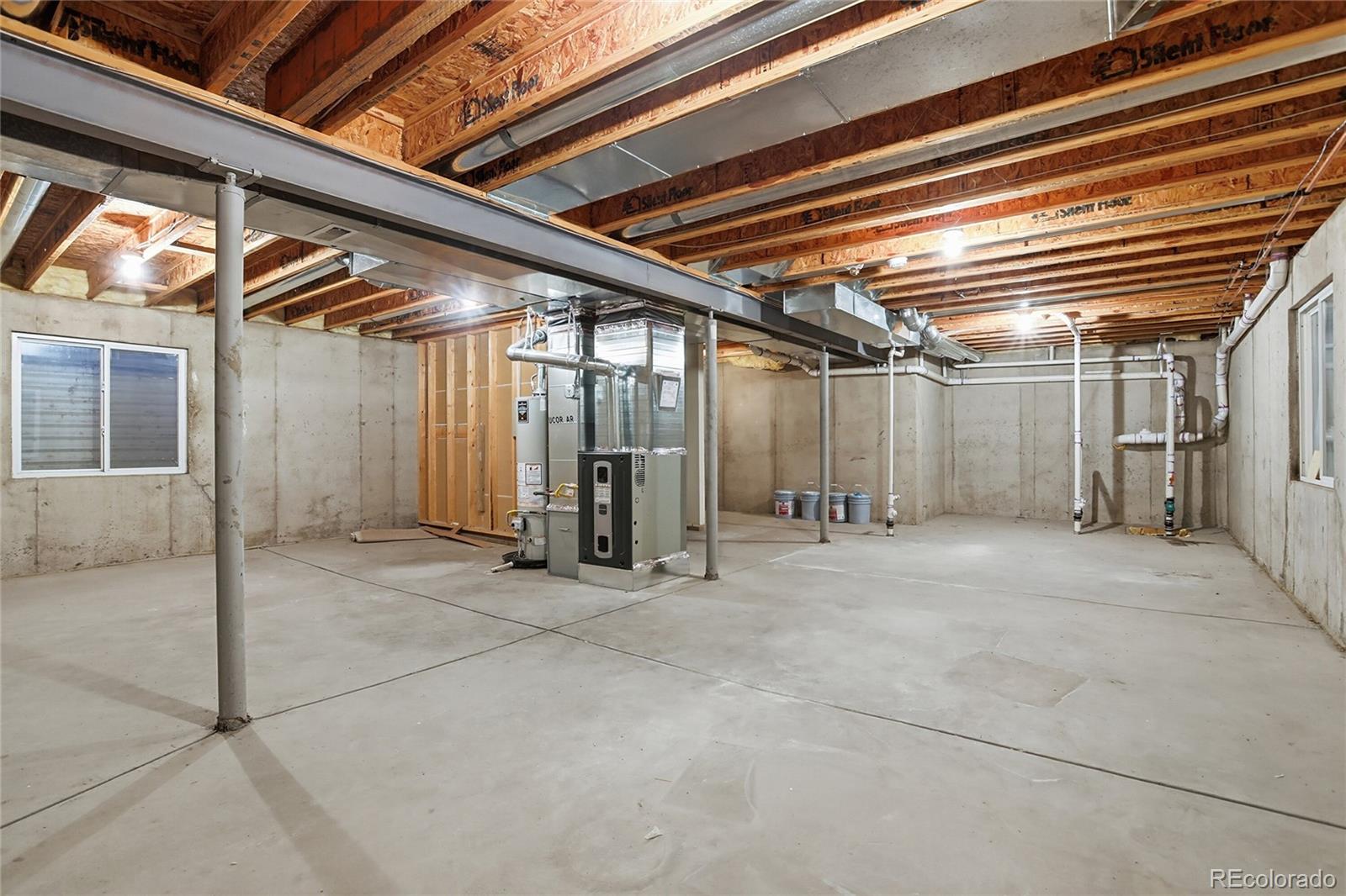 3736 South Inca Street Englewood, CO 80110 - Photo 25 of 31 a view of an empty room