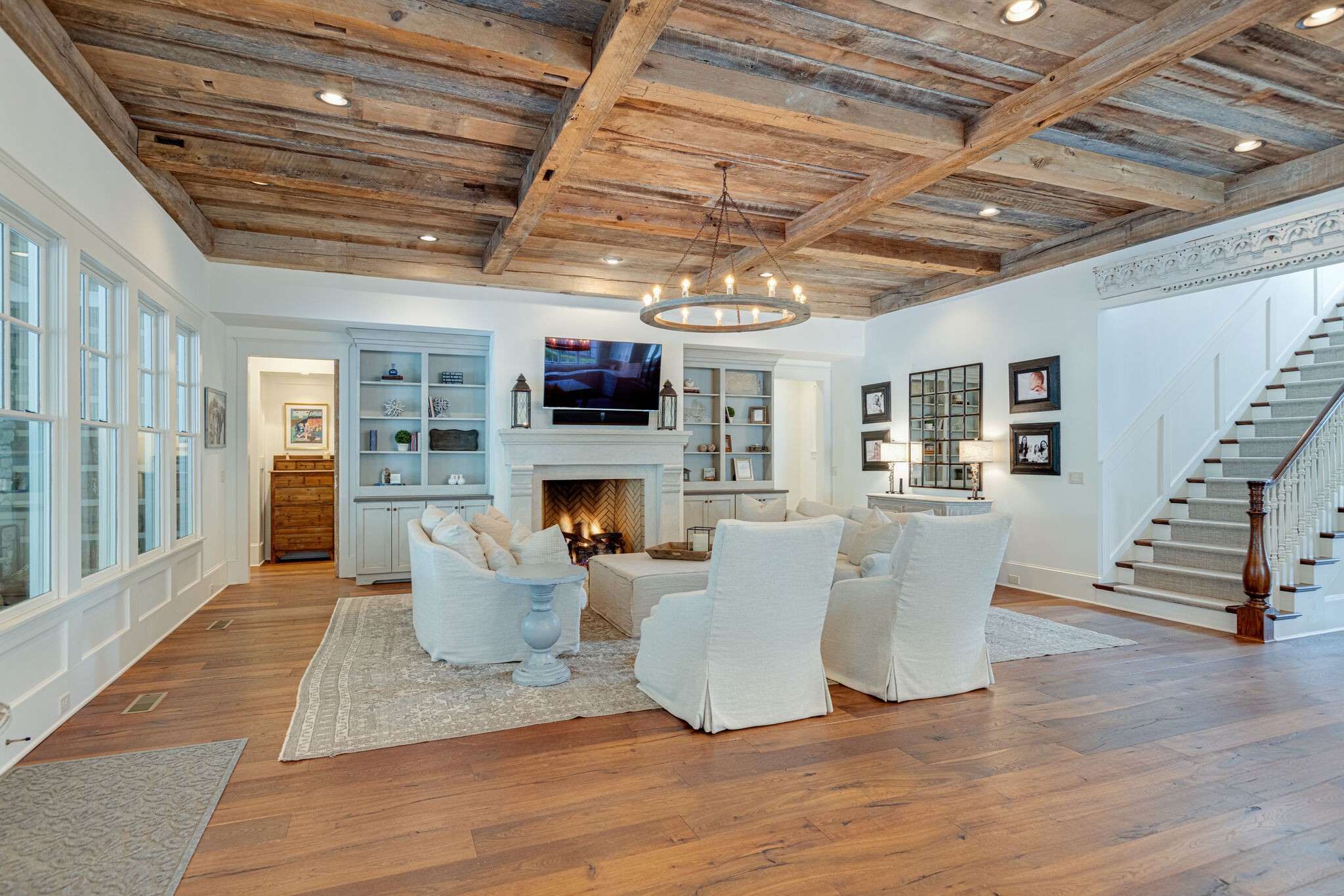538 Rochester Cl Franklin, TN 37064 - Photo 3 of 50 Gallery Image 3