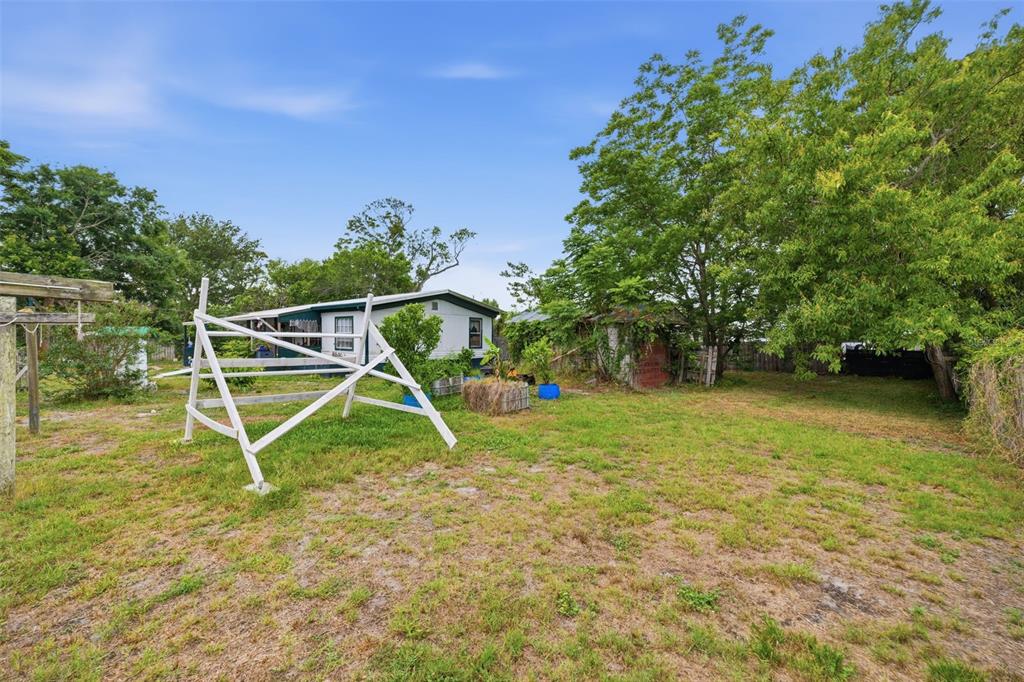 11129 Pine Tree Lane Port Richey, FL 34668 - Photo 15 of 44