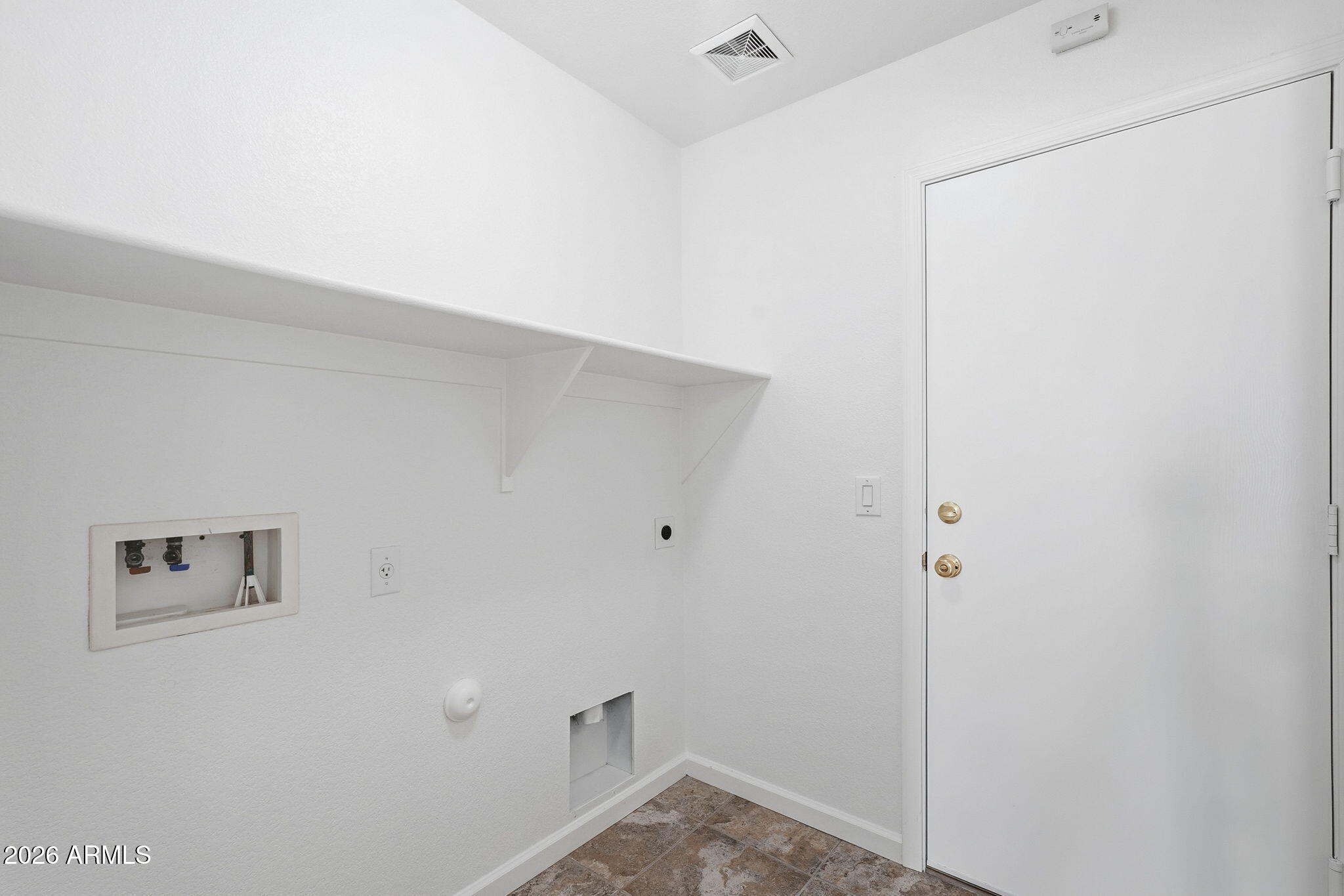 823 Mountain View Road San Tan Valley, AZ 85143 - Photo 26 of 33 Laundry Room