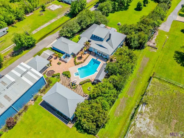 $540,000 | 141 Industrial Park Road, Larose, LA 70373