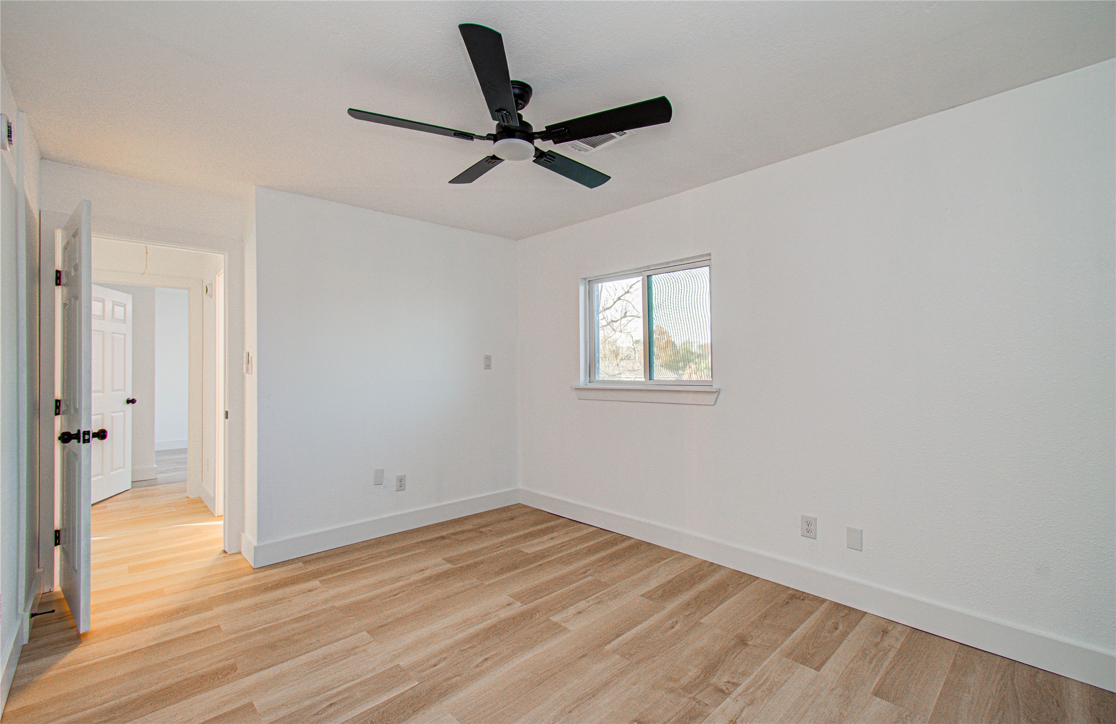 4710 Country Club View Baytown, TX 77521 - Photo 34 of 46