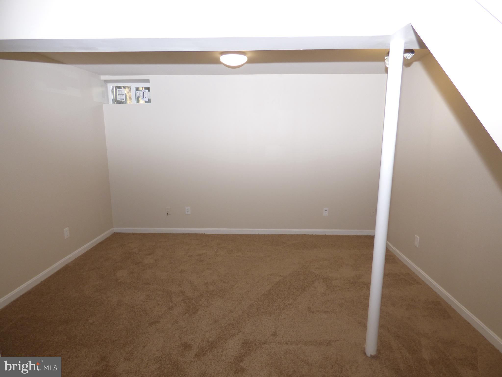 6801 Farmbrook Court Frederick, MD 21703 - Photo 16 of 19