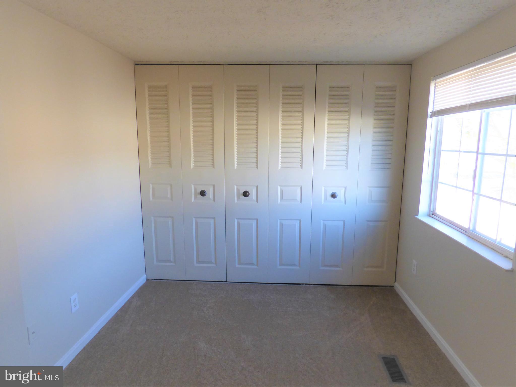 6801 Farmbrook Court Frederick, MD 21703 - Photo 9 of 19