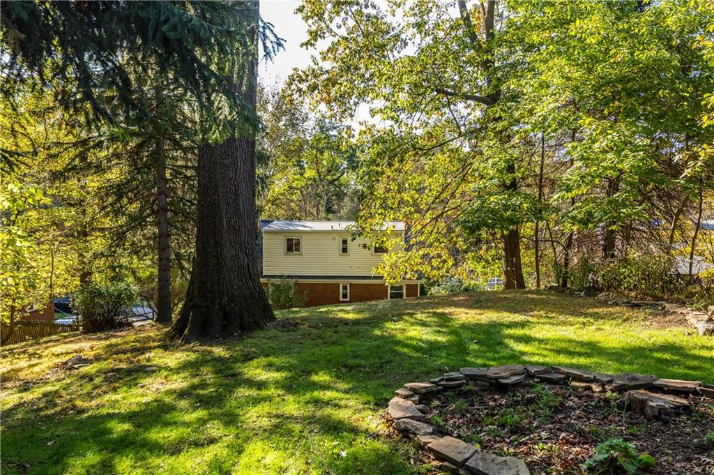 224 Rockingham Road Pittsburgh, PA 15238 - Photo 23 of 25 Gallery Image 23